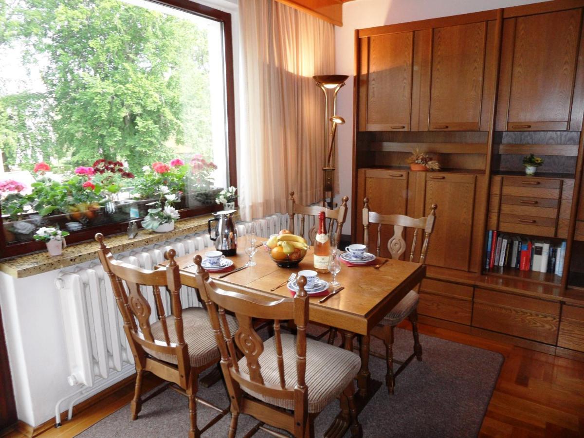 Froehling - 90 M Zum Apartment